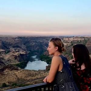 Meet your Posher, Lydia